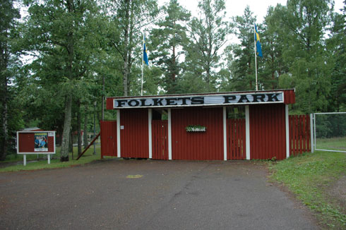 Entrén till Fågelfors Folkets Park. (foto: Micke Broqvist)