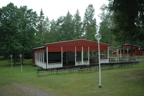 Dansbana under tak.i Fågelfors Folkets Park. (foto: Micke Broqvist)
